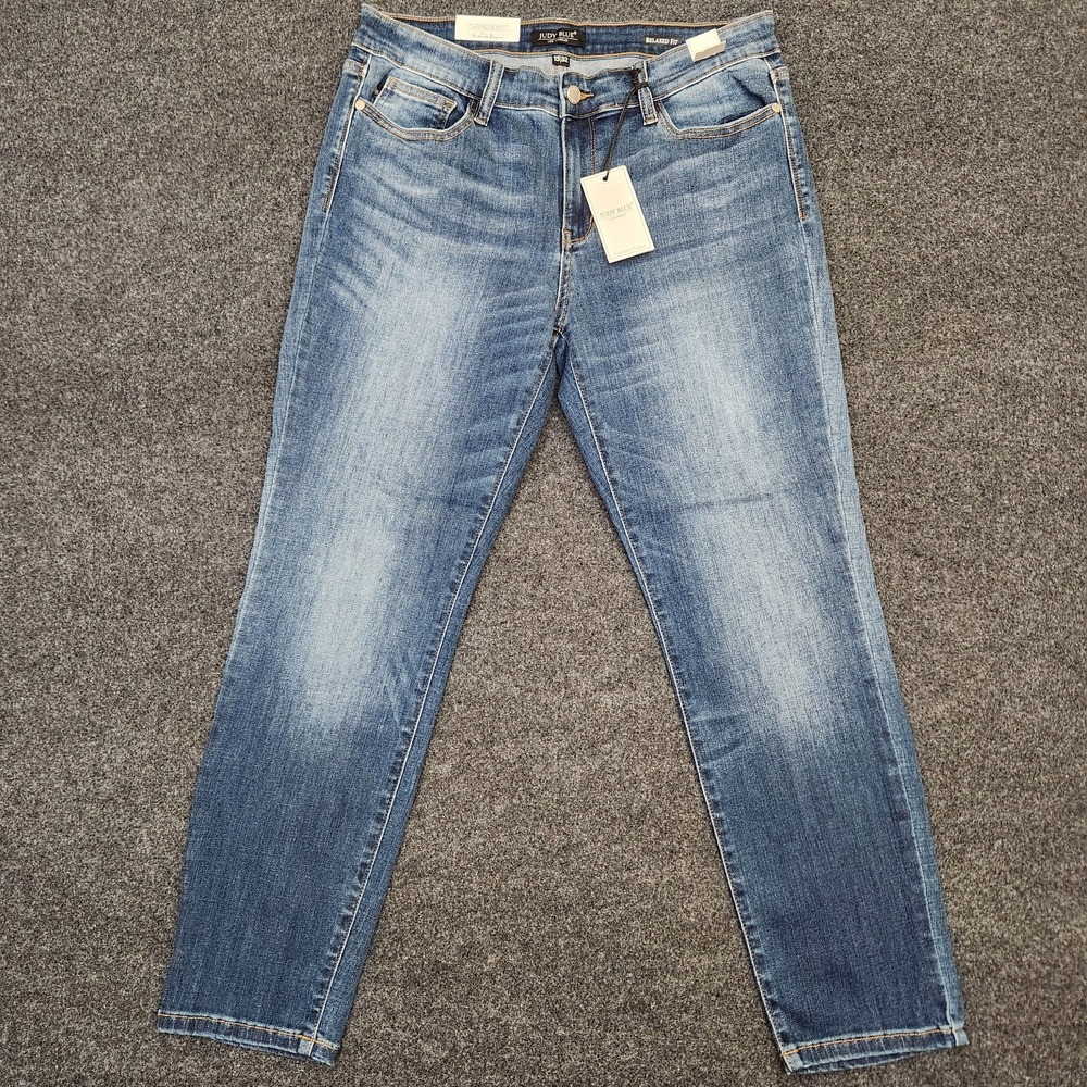 Judy Blue Womens 15|32 Relaxed Fit Mid Rise Blue Medium Wash Jeans Stretch NEW